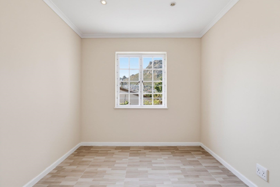 4 Bedroom Property for Sale in Hout Bay Western Cape